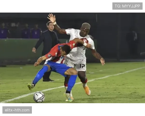 秘鲁队中场表现稳健，助球队斩获关键胜利