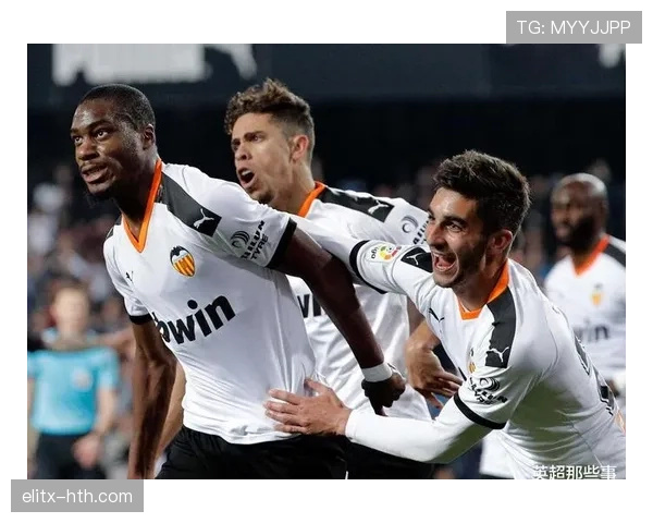 瓦伦西亚财政危机持续影响球队运营,对联赛竞争力已产生实际制约。 瓦伦西亚财政危机持续影响球队运营,对联赛竞争力已产生实际制约。