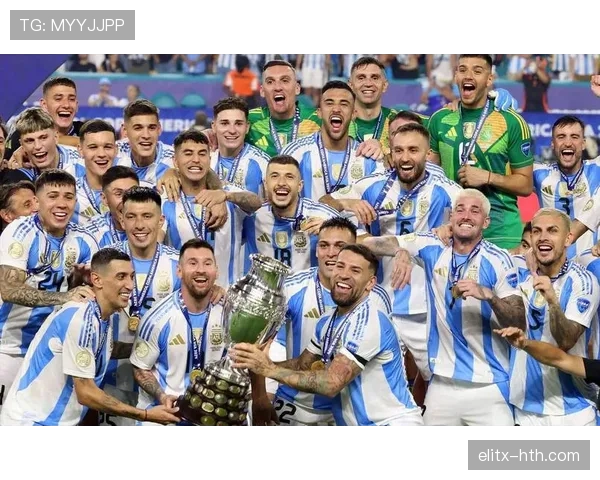 梅西 vs C罗国家队成就对比：大赛荣誉与关键战表现差异