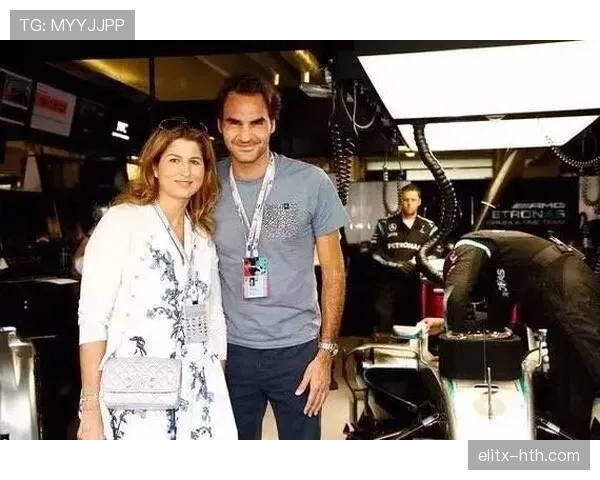 费德勒家的狗粮都比我的工资贵